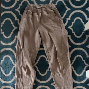 Aerie women’s Taupe sweats